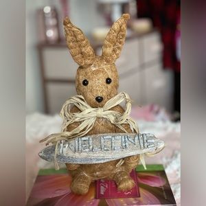 Welcome spring Easter bunny